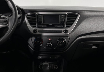 Подержанный автомобиль Hyundai Solaris Sedan 2018 года (7 фото)