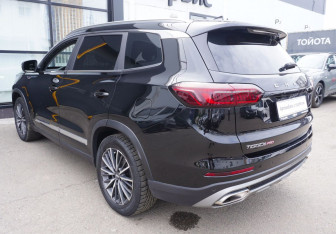 Подержанный автомобиль Chery Tiggo 8 Pro 2023 года (7 фото)