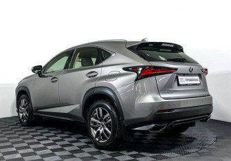 Подержанный автомобиль Lexus NX 2019 года (7 фото)