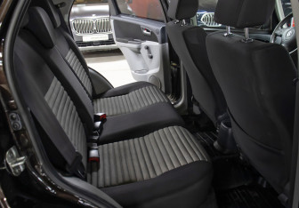 Подержанный автомобиль Suzuki SX4 Hatchback 2014 года (12 фото)