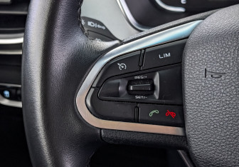 Подержанный автомобиль Geely Coolray 2023 года (27 фото)