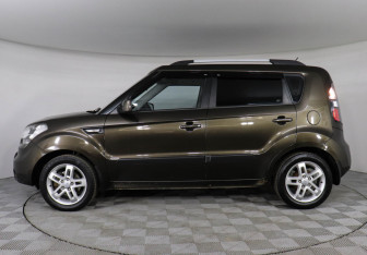 Подержанный автомобиль Kia Soul 2010 года (8 фото)