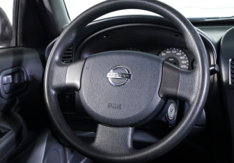 Подержанный автомобиль Nissan Almera Classic 2007 года (13 фото)