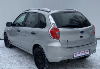 Подержанный автомобиль Datsun mi-DO 2016 года (7 фото)