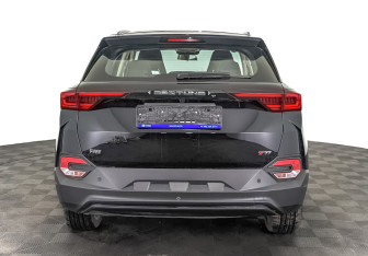 Новый FAW Bestune T77 2024 (6 фото)