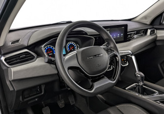 Подержанный автомобиль BAIC X35 2023 года (15 фото)