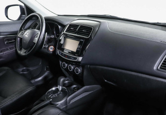 Подержанный автомобиль Mitsubishi ASX 2014 года (5 фото)