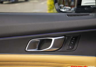 Подержанный автомобиль Changan UNI-K 2023 года (18 фото)