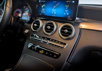 Подержанный автомобиль Mercedes-Benz GLC Coupe 2020 года (30 фото)