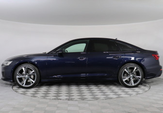 Подержанный автомобиль Audi A6 Sedan 2020 года (8 фото)