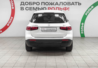 Подержанный автомобиль Mercedes-Benz GLB 2020 года (5 фото)