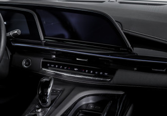 Подержанный автомобиль Cadillac Escalade Suv 2023 года (13 фото)