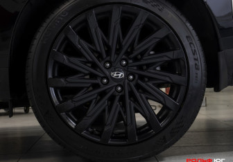 Подержанный автомобиль Hyundai Santa Fe 2024 года (36 фото)