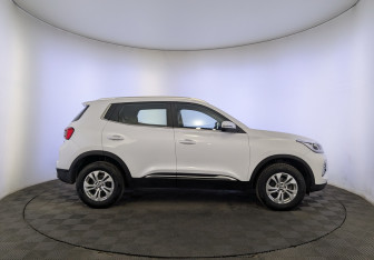 Подержанный автомобиль Chery Tiggo 4 Pro 2023 года (4 фото)