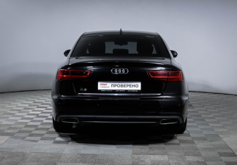 Подержанный автомобиль Audi A6 Sedan 2015 года (6 фото)