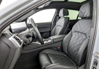 Подержанный автомобиль BMW X6 2024 года (20 фото)