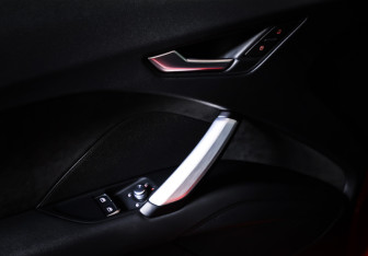 Подержанный автомобиль Audi TT Coupe 2015 года (18 фото)