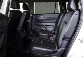 Подержанный автомобиль Volkswagen Teramont 2018 года (14 фото)