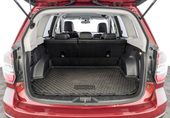 Подержанный автомобиль Subaru Forester Suv 2014 года (10 фото)