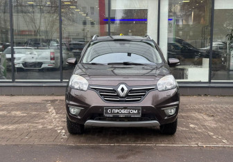 Подержанный автомобиль Renault Koleos 2014 года (2 фото)