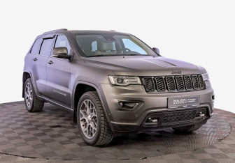 Подержанный автомобиль Jeep Grand Cherokee 2021 года (3 фото)