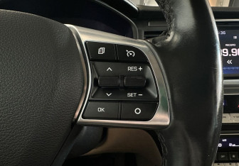Подержанный автомобиль Hyundai Sonata 2018 года (14 фото)