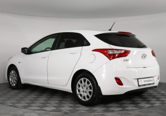 Подержанный автомобиль Hyundai i30 Hatchback 2013 года (7 фото)