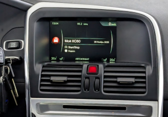 Подержанный автомобиль Volvo XC60 2016 года (15 фото)