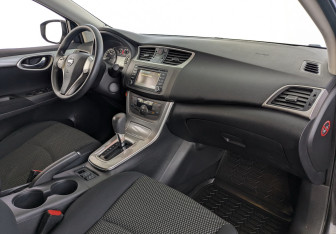 Подержанный автомобиль Nissan Sentra Sedan 2014 года (20 фото)