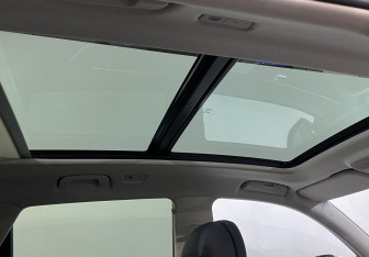 Подержанный автомобиль Hongqi HS5 2023 года (23 фото)