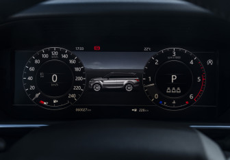 Подержанный автомобиль Land Rover Range Rover Sport 2018 года (11 фото)