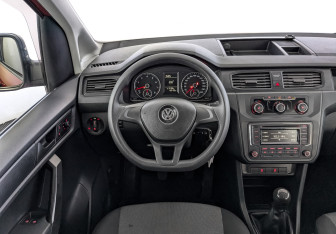 Подержанный автомобиль Volkswagen Caddy Compactvan 2019 года (21 фото)