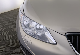 Подержанный автомобиль SEAT Ibiza Wagon 2011 года (11 фото)