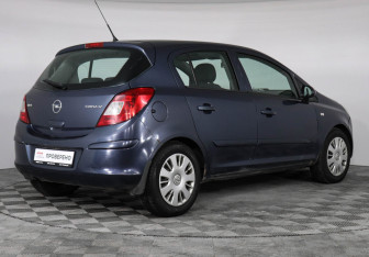 Подержанный автомобиль Opel Corsa 2006 года (3 фото)