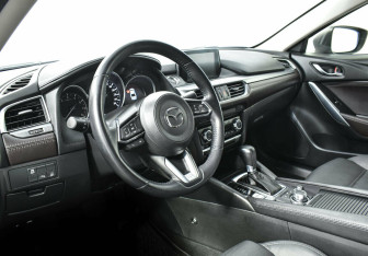 Подержанный автомобиль Mazda 6 Sedan 2017 года (11 фото)