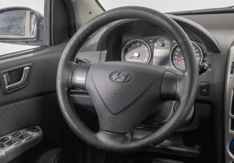 Подержанный автомобиль Hyundai Getz 2010 года (15 фото)