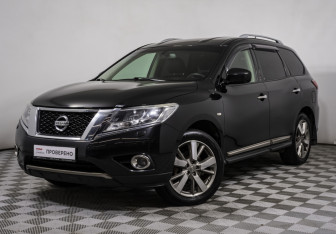 Подержанный автомобиль Nissan Pathfinder 2014 года (1 фото)