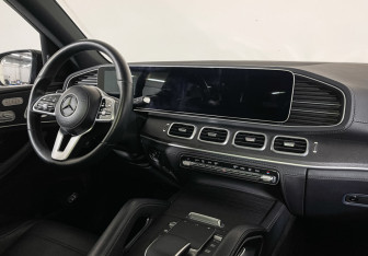 Подержанный автомобиль Mercedes-Benz GLE 2020 года (9 фото)