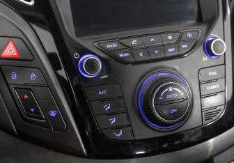 Подержанный автомобиль Hyundai i40 Wagon 2012 года (12 фото)