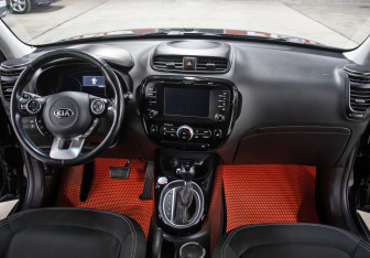 Подержанный автомобиль Kia Soul 2017 года (14 фото)