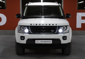 Подержанный автомобиль Land Rover Discovery 2014 года (2 фото)