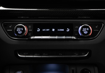 Подержанный автомобиль Audi Q5 2021 года (22 фото)