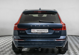 Подержанный автомобиль Volvo XC60 2018 года (6 фото)