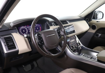 Подержанный автомобиль Land Rover Range Rover Sport 2020 года (13 фото)
