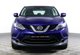 Подержанный автомобиль Nissan Qashqai 2017 года (2 фото)
