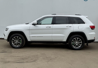 Подержанный автомобиль Jeep Grand Cherokee 2013 года (8 фото)