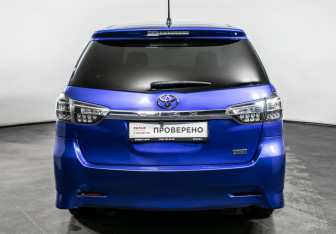 Подержанный автомобиль Toyota Wish Minivan 2014 года (6 фото)