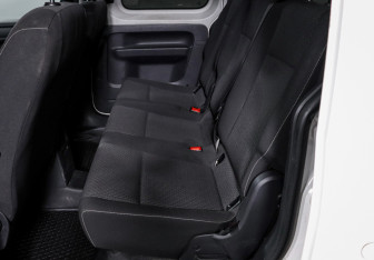 Подержанный автомобиль Volkswagen Caddy Compactvan 2016 года (10 фото)