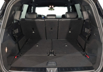 Подержанный автомобиль Mercedes-Benz GLB 2020 года (10 фото)