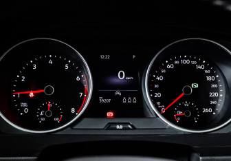 Подержанный автомобиль Volkswagen Tiguan 2021 года (11 фото)